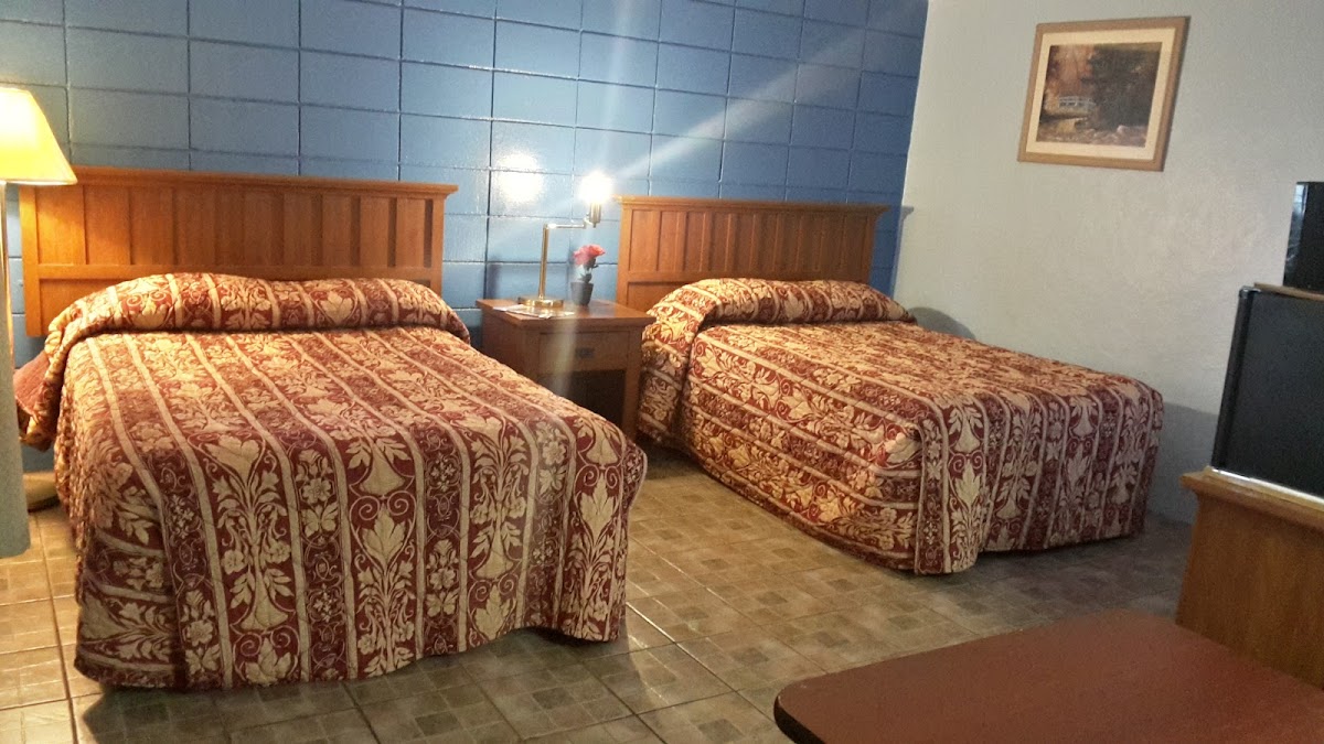 Holiday Terrace Motel